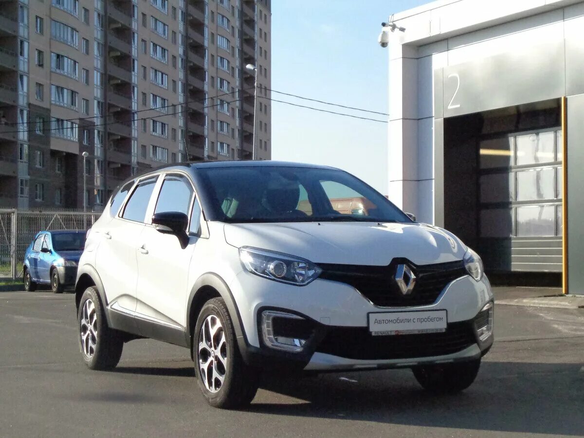 Renault большой. Рено джип. Рено паркетник. Рено паркетник старый. Рено паркетник бежевый.