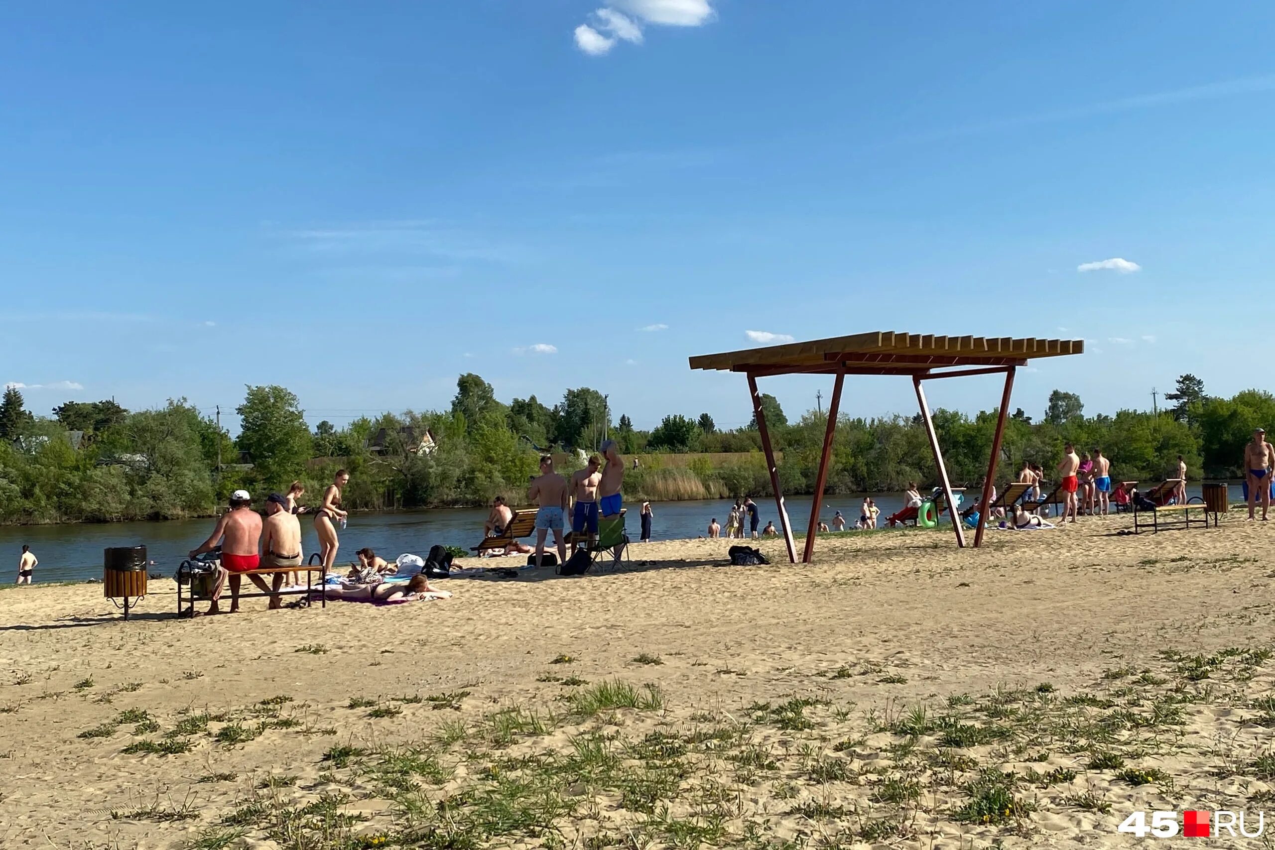 Пляж бульвар Солнечный Курган. Озеро с песчаным пляжем. Пляж бабьи Пески в Кургане. Солнечный купаться. Озеры купаться