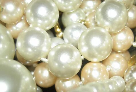 D pearls