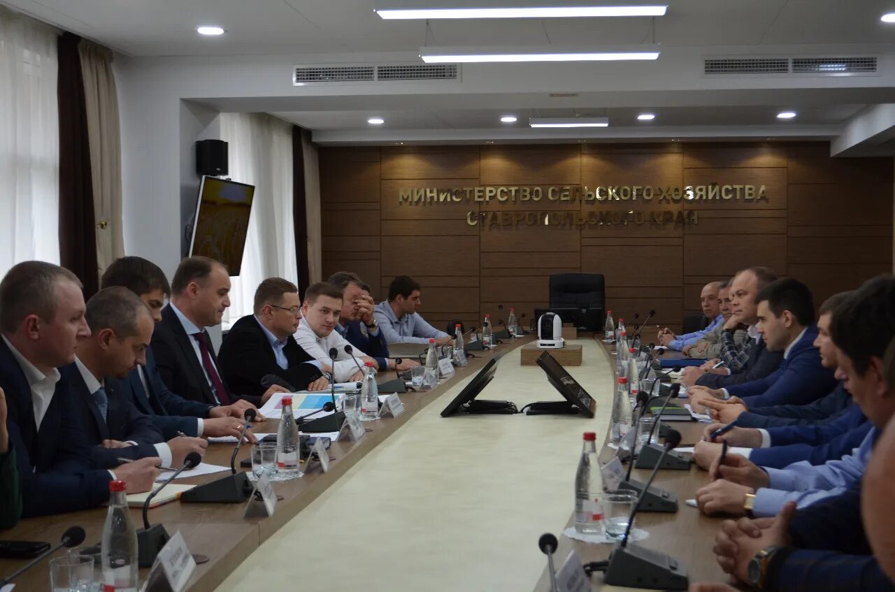 Министр сельского хозяйства ставропольского края в 2022 году. Сайт министерства дорожного хозяйства ставропольского края. Минстрой ставропольского края. Комитет дорожного хозяйства ставропольского края. Сайт министерства дорожного хозяйства ставропольского края.