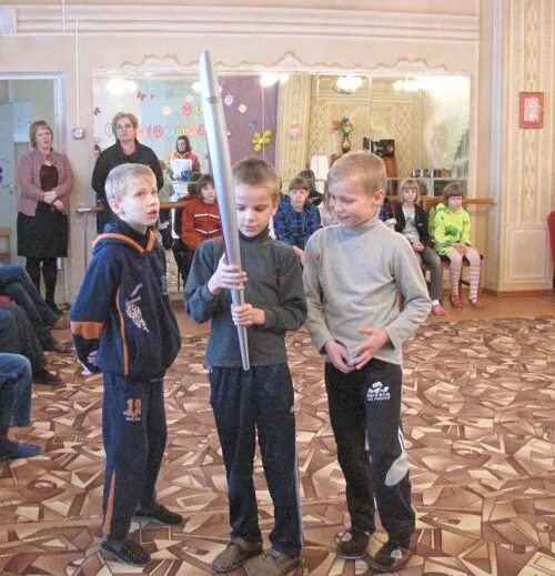 Дети детский дом кораблик чкаловский район. Гкоу либежевский детский дом кораблик. Детский дом кораблик нижегородская область. Либежевский детский дом кораблик. Чкаловский детский дом нижегородская.