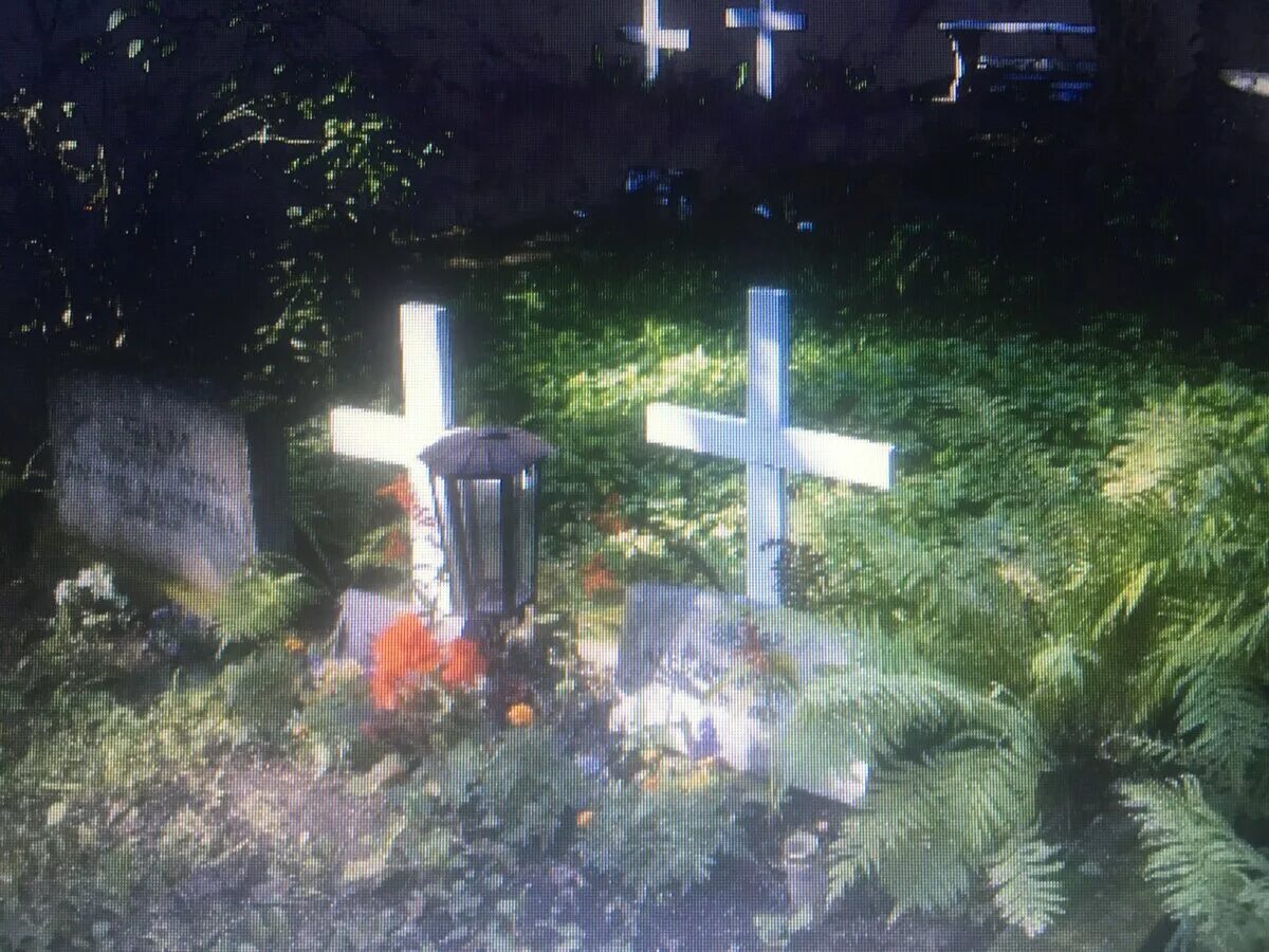 надгробие с крестом из металла. крест могильный металлический. могильный крест на могиле православных. православный крест могилт могильный. крест на могилу где.