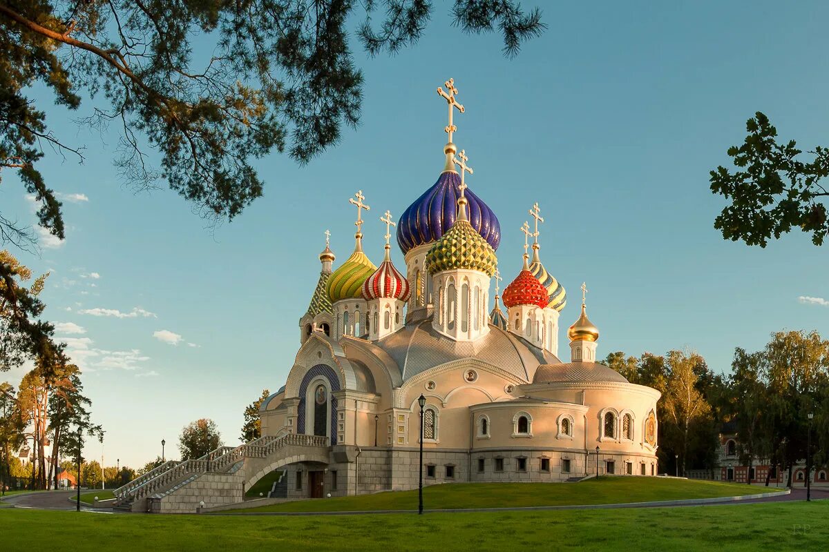 церковь святого игоря черниговского ново-переделкино. храм святого князя черниговского в переделкино. храм святого благоверного князя игоря черниговского в переделкино. храм князя черниговского. храм князя черниговского в переделкино.