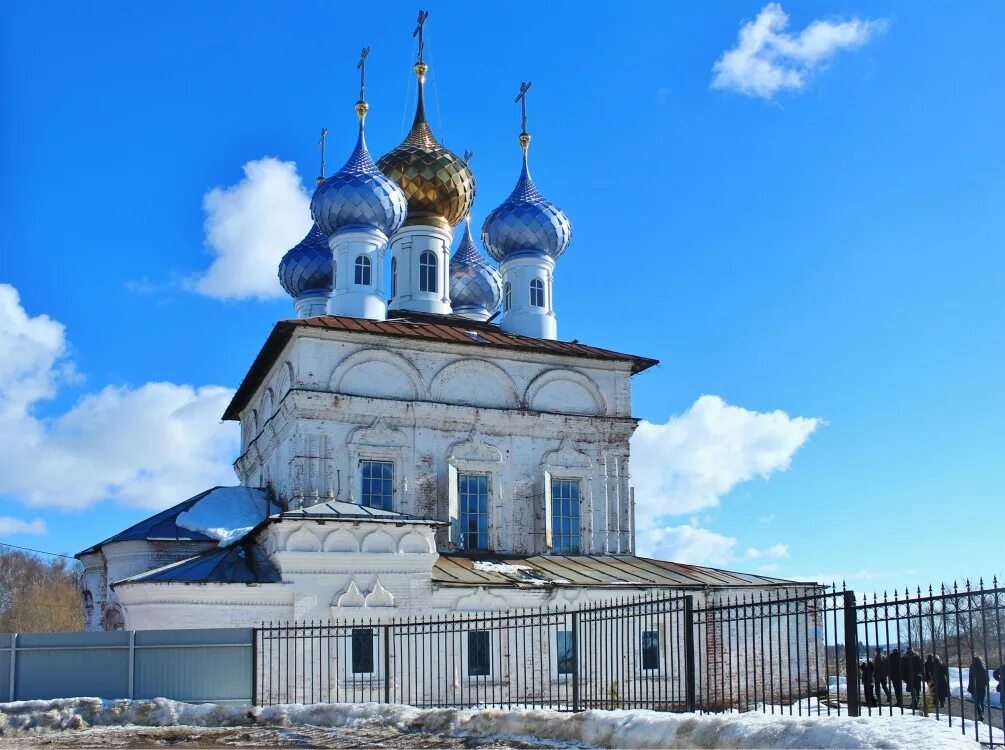 Гисметео некрасовское ярославская. Храм Рождества Пресвятой Богородицы Ярославская область. Церковь Рождества Пресвятой Богородицы Некрасовское. Храм Рождества Богородицы в Некрасовском Ярославской области. Ярославль. Церковь Рождества Пресвятой Богородицы.