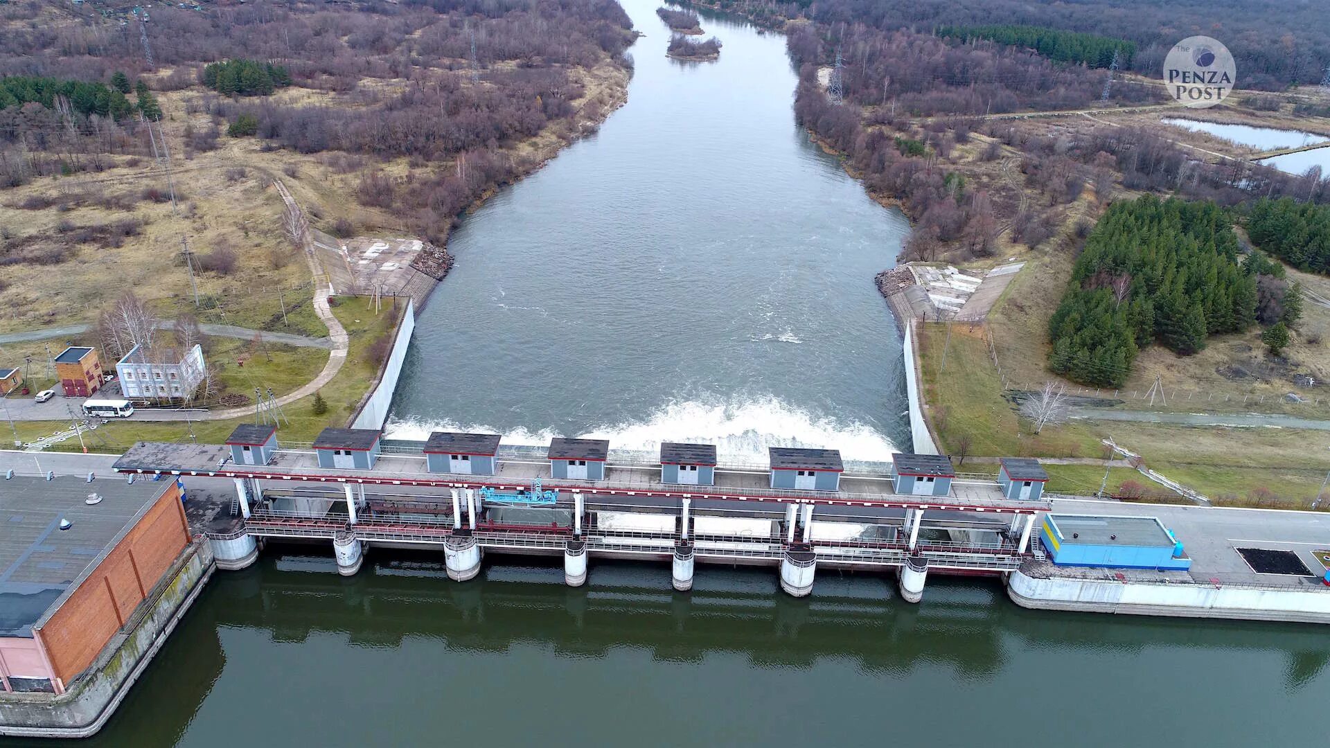 Платина Сурское Пенза. Сура Пенза водохранилище. Сурский гидроузел плотина. Сурский гидроузел пенза