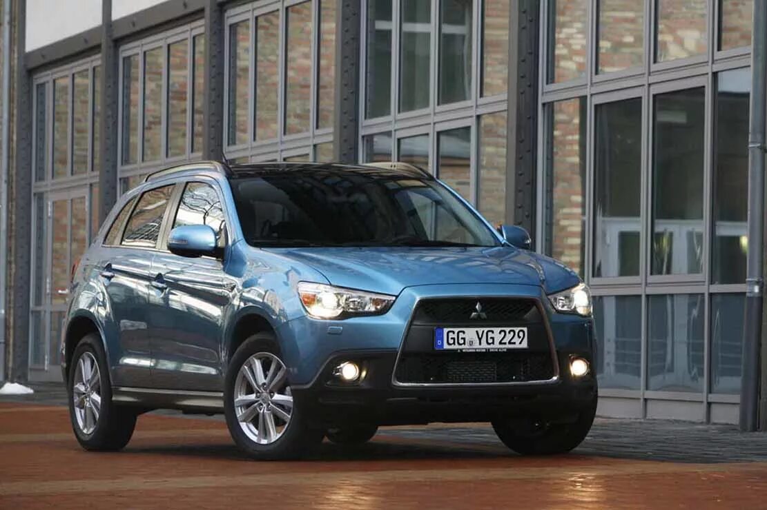 Купить митсубиси недорого. Мицубиси АСХ 2023. Mitsubishi ASX 2009. Mitsubishi ASX 2004. Mitsubishi ASX 2.