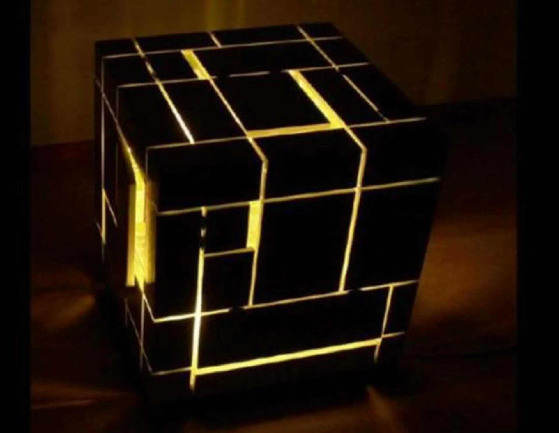 Давление кубика на стол. Сила давления жидкости. 120x60. Давление кубика на стол. Загадка про фужер.