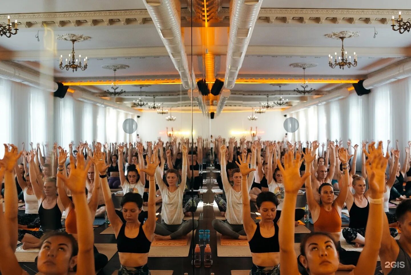Ход йога рубинштейна 36. Горячая йога в спб. Хот йога 36 санкт петербург. Горячая йога в спб. Студия горячей йоги.