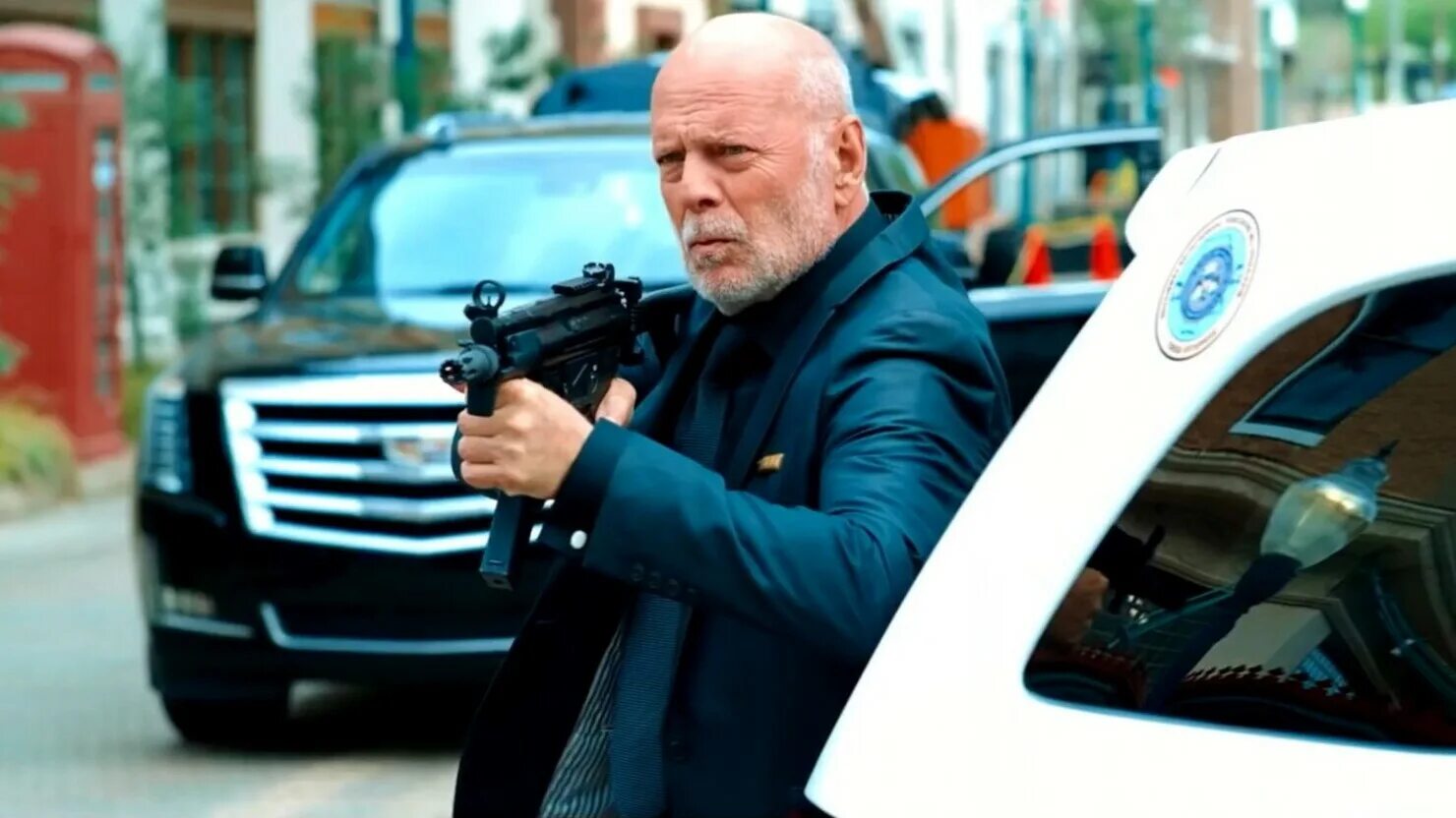 Bruce Willis 2022. Отряд призрак Брюс Уиллис. Брюс трейлер