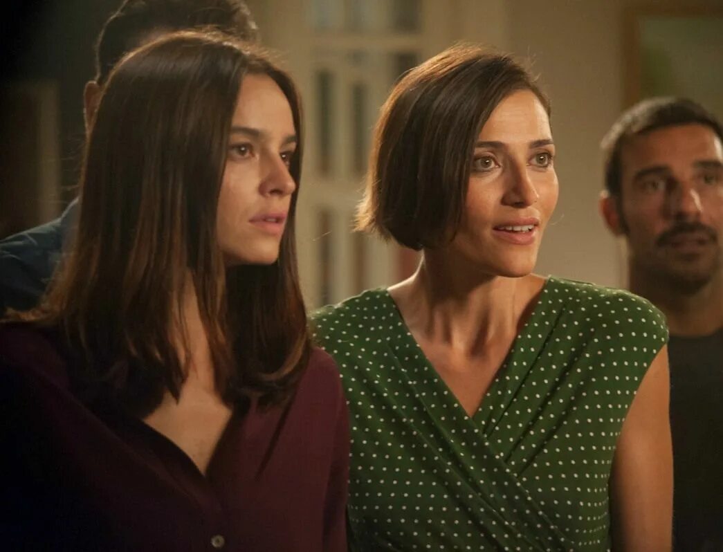 Идеальные незнакомцы фильм 2015. Фильм незнакомцы италия 2016. Идеальные незнакомцы (2015). Идеальные незнакомцы 2016. Идеальные незнакомцы фильм 2016.