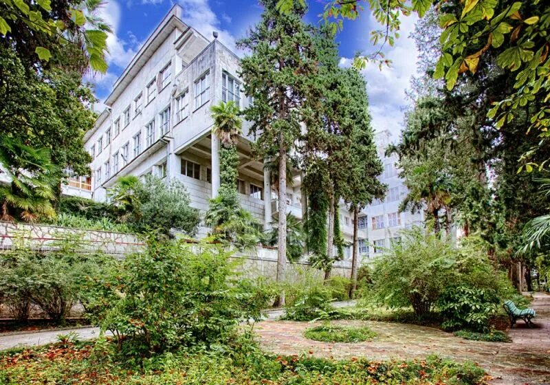 Санаторий москва абхазия гагры. Гарден резорт гагра абхазия. Санаторий москва гагра. Гостиница москва гагры. Отель москва гагра.