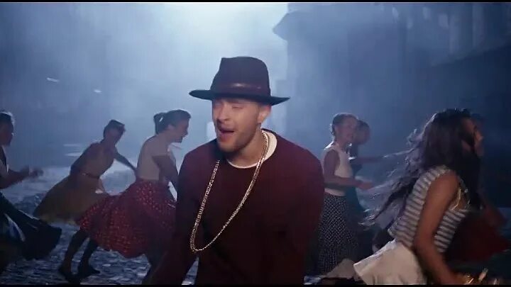 Despacito луис фонси. Крид самая самая. Клип крида. Песня самая самая слушать видео. Песня самая самая слушать видео.