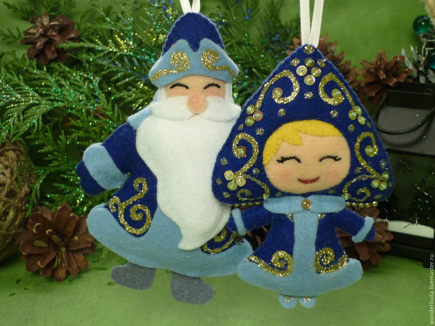 Дед мороз и снегурочка bp atnhf. Снегурочка из фетра. Елочка снегурочка своими руками. Снегурочка из фетра. Снегурочка кукла под елку.