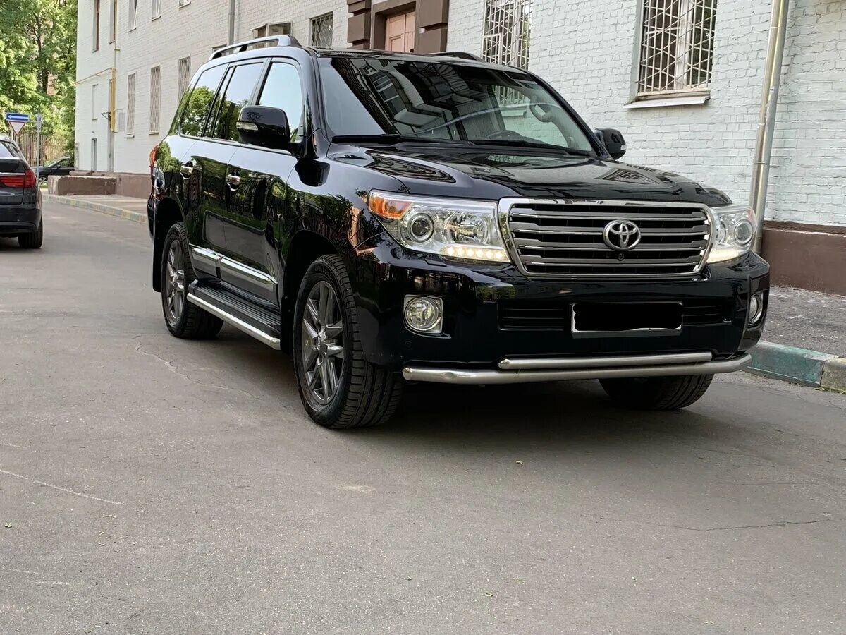 Двухсотка. Toyota Land Cruiser 200 Restyling. Тойота ленд Крузер 200 2012 черный. Land Cruiser 200 Рестайлинг. Toyota Land Cruiser 200 Рестайлинг 1 черный.