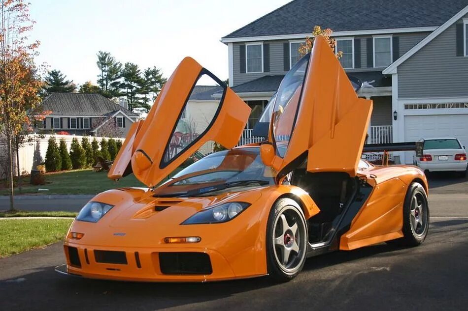 Кар б г. MCLAREN f1 LM. MCLAREN f1 LM 1995. Макларен ф1 тюнинг. Lamborghini f1lm.