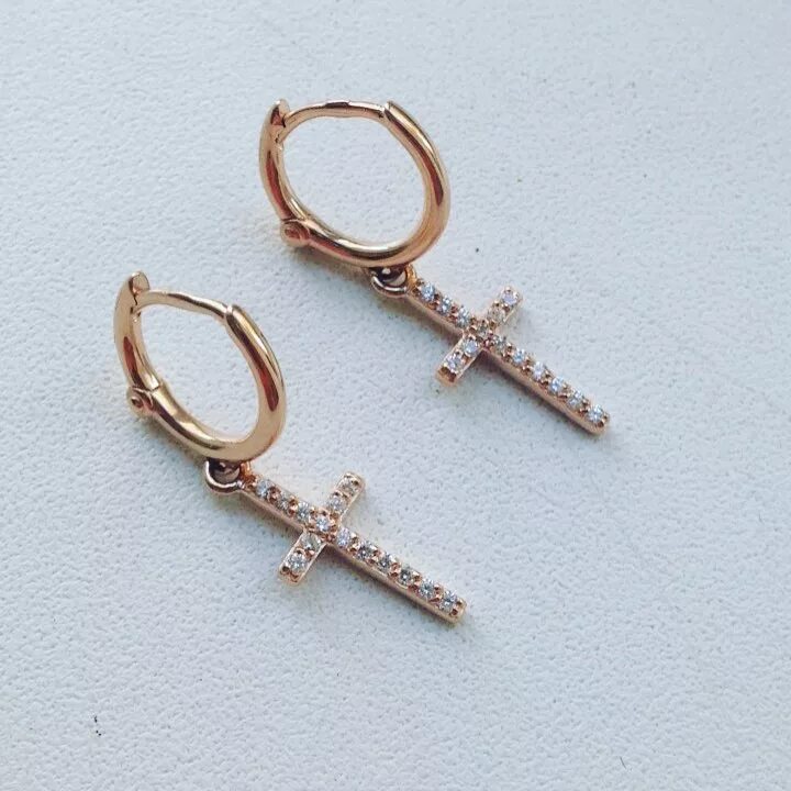 серьги кольца с крестом