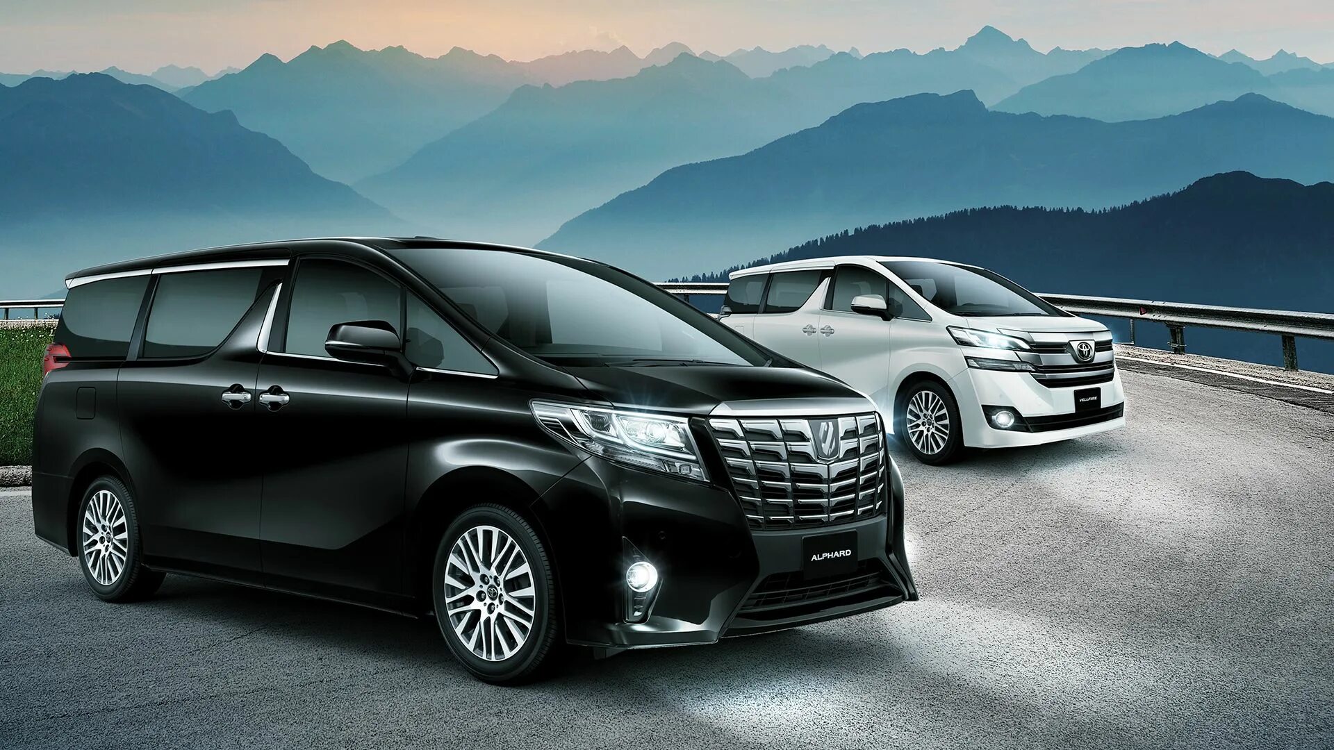 Новый тойота альфард 2022. Toyota alphard 2015. Toyota alphard by rowen 2018 года. Альфард тойота альфард. Японский минивэн тойота альфард.