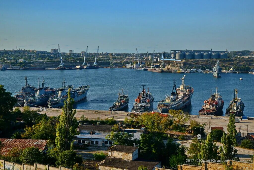 14 причал. 14 причал. Корвет тернополь вмс украины. 14 пристань. 14 причал севастополь.