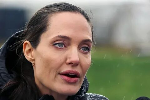 Анджелина джоли жизнь сейчас
