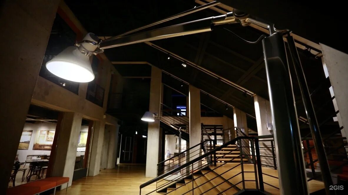 Камерный театр свадебные фото. Драматический камерный театр челябинск. Камерный театр вакансии. Камерный театр вакансии. Miniloft берлин.