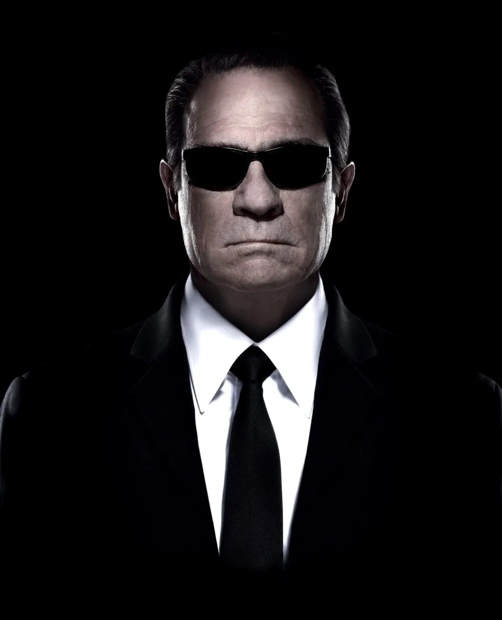 люди в черном интернэшнл 2 часть. черный агент. агент j уилл смит. уилл смит из люди в черном. уилл смит mib.