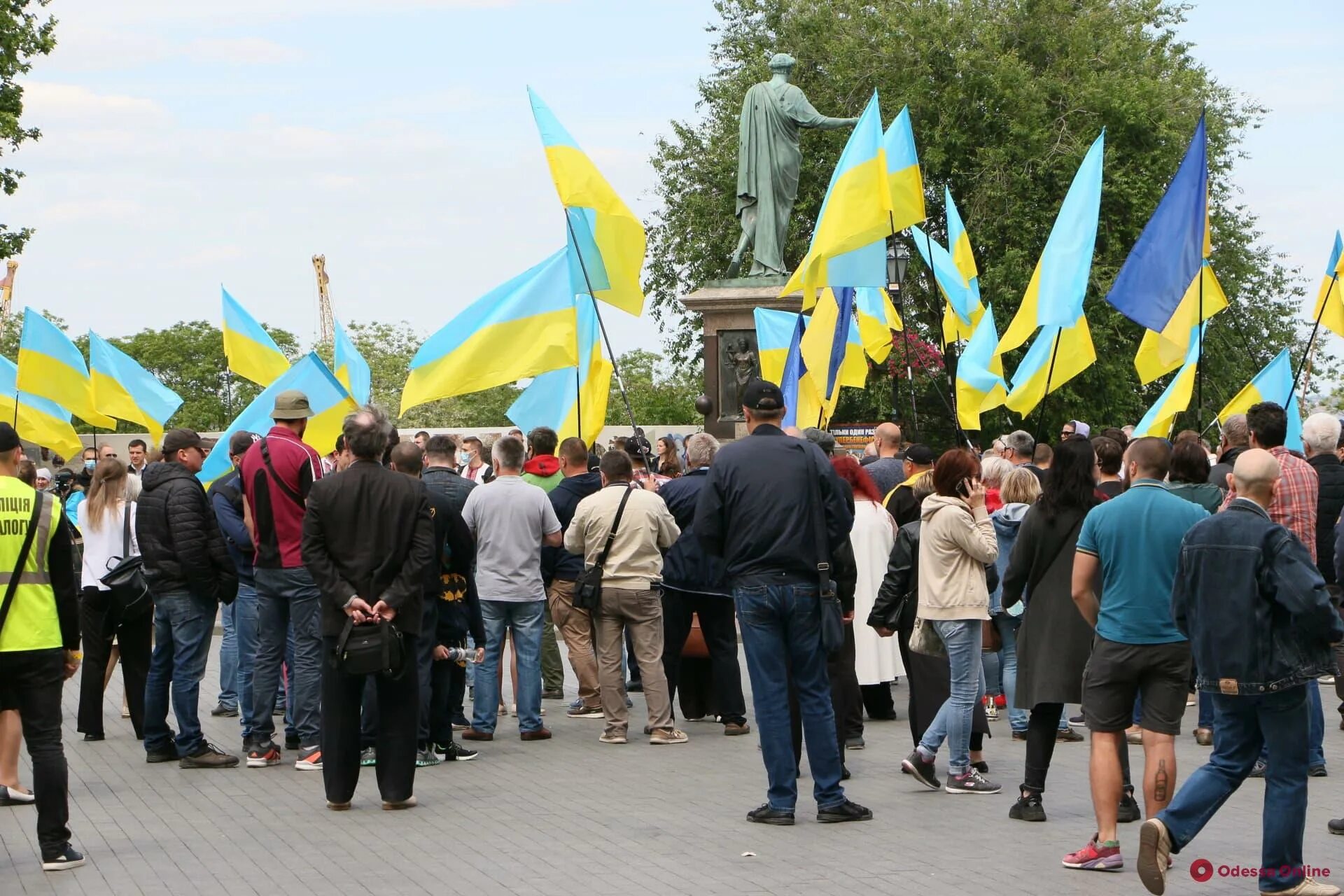Одесса новости часа. Украина города люди. одесса новости. одесситы вокруг нее украина. градей из украины.