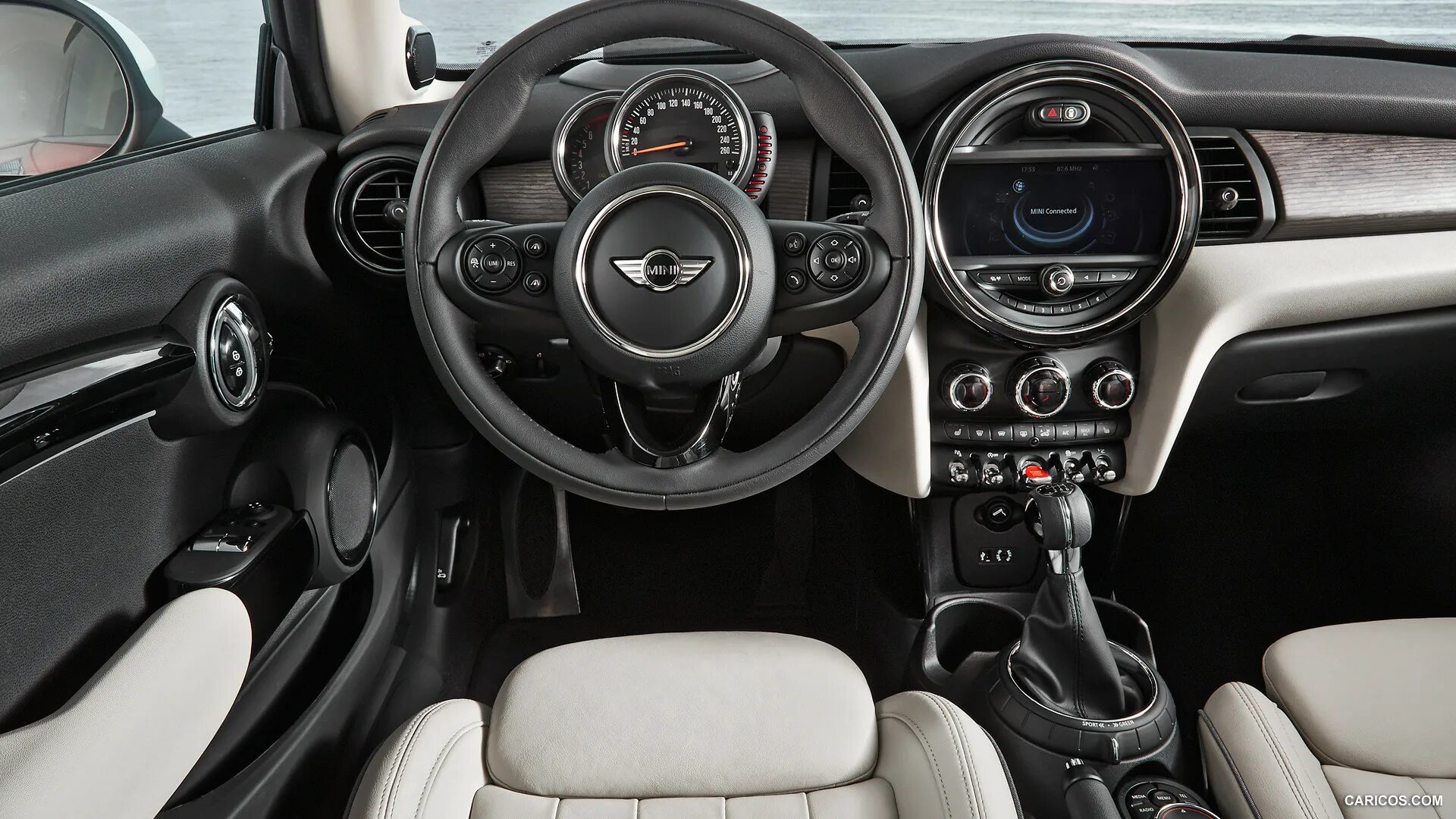 Mini cooper 2007 салон. Мини купер 2012 салон. Mini cooper 2009 салон. Mini cooper s r56 салон. Мини купер 2022 салон.