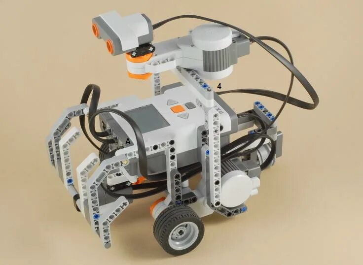 Mindstorms NXT 2.0 контроллер. Сборка робототехники