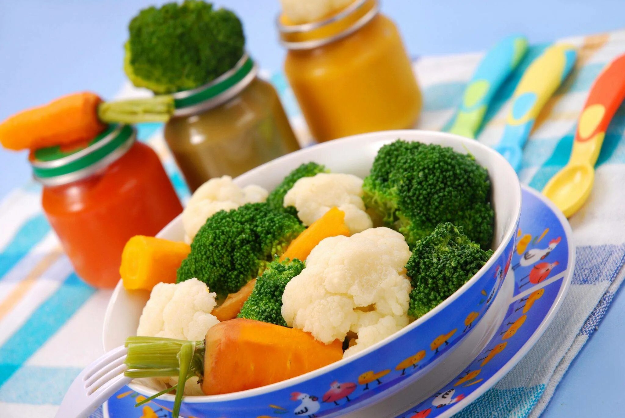 Овощное пюре. Детское питание. Детское питание овощи. Питание для детей пюре.