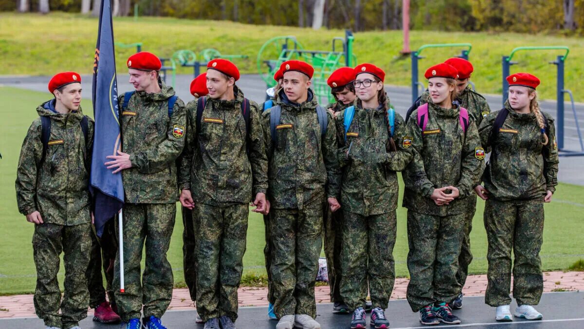 Военно патриотическая игра. Военно патриотическая игра. Военно патриотические игры в школе. Военно патриотическая игра. Военно патриотическая игра.