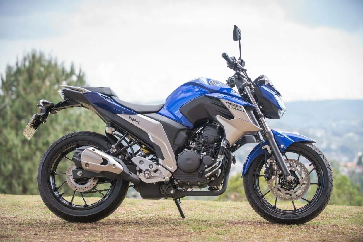 Ямаха нова 5. Yamaha fazer 250. Yamaha FZ 250. Yamaha fazer 2020. Yamaha fazer 250 кастом.