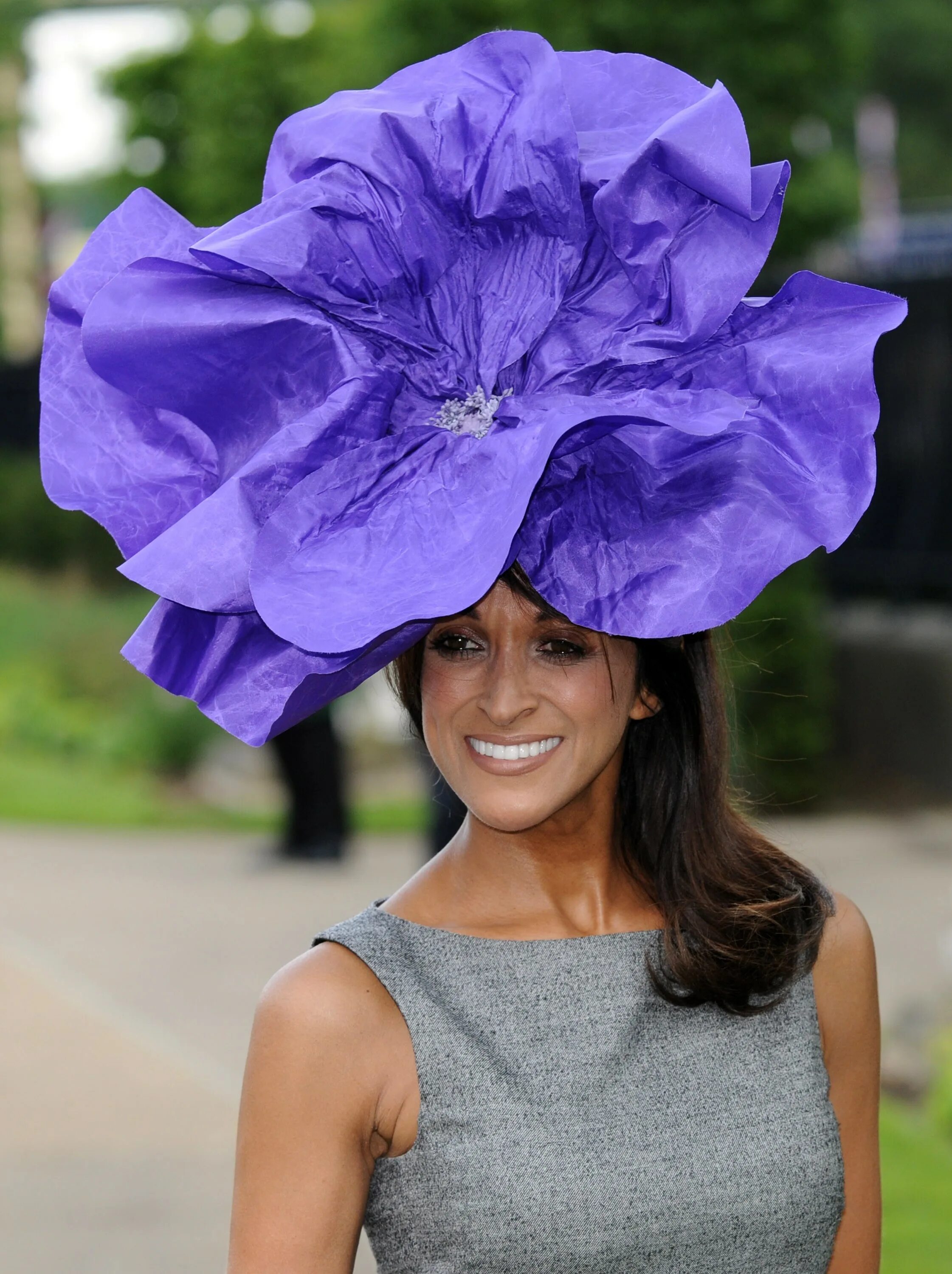 Royal Ascot hats. Royal Ascot причёски. Шляпка цветок. Цветочная шляпа. Поставь шляпа