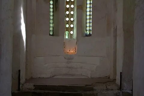 Защищающие церковь