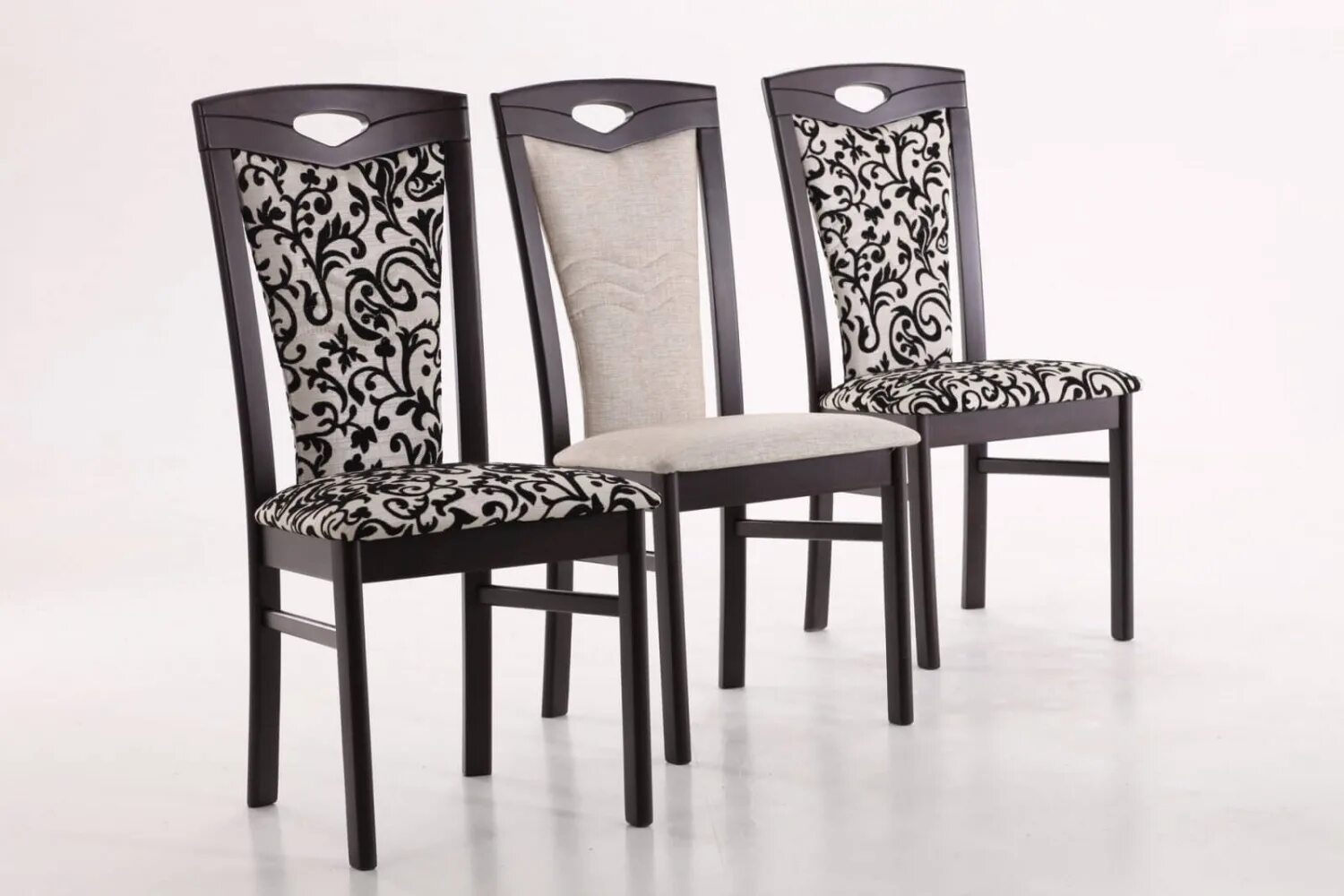 Купить стулья гостиной деревянные. Кухонный стол Mertuno 110. СПК Лазурный стулья. Красивые стулья. Кухонные стулья.