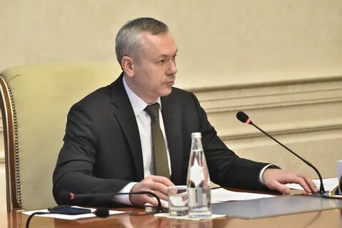 Травников телефон приемной