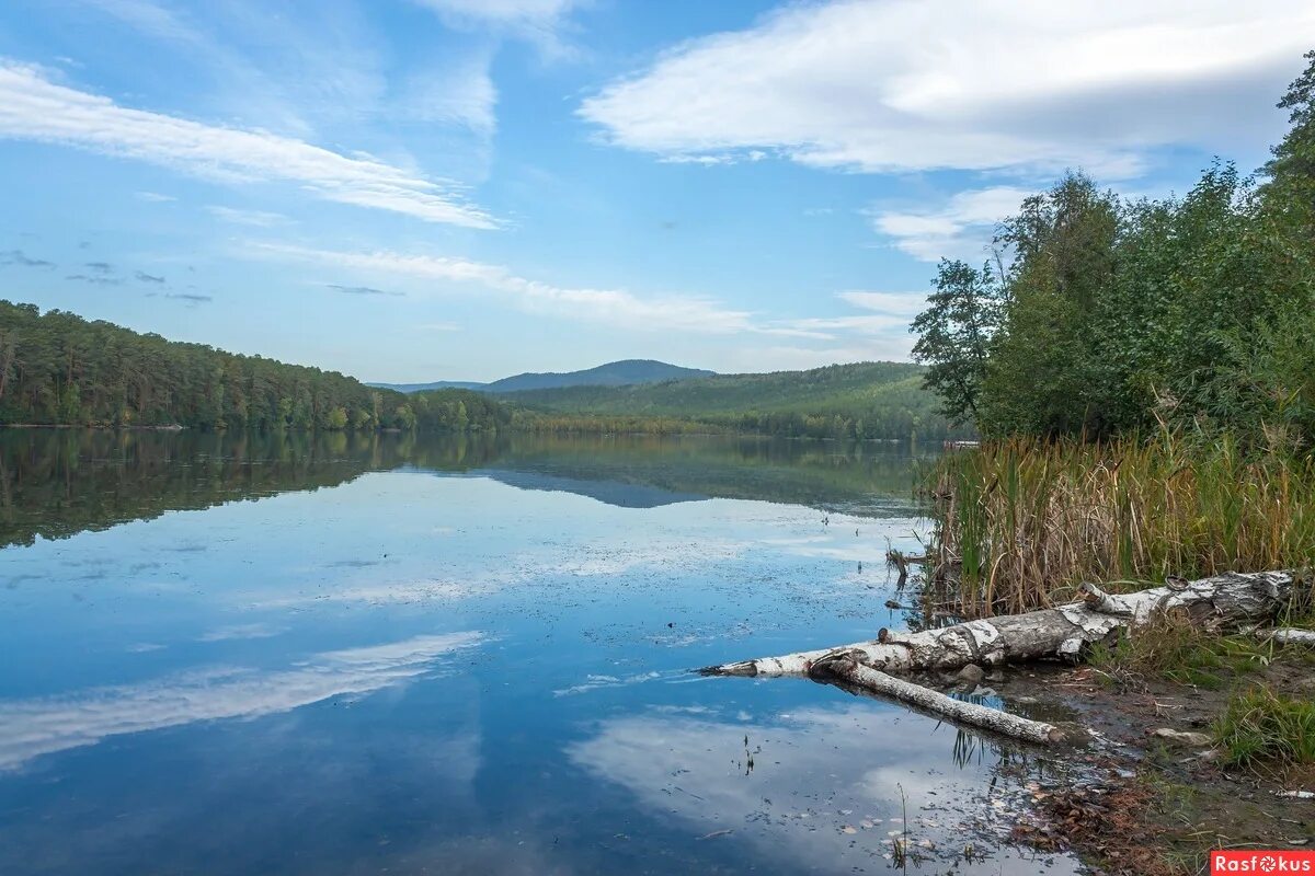 Озеро инышко. Озеро тургояк и инышко. Озеро тургояк и инышко. Инышко озеро челябинская. Инышко озеро челябинская.