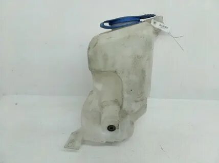 Как снять бачок омывателя на шкоде