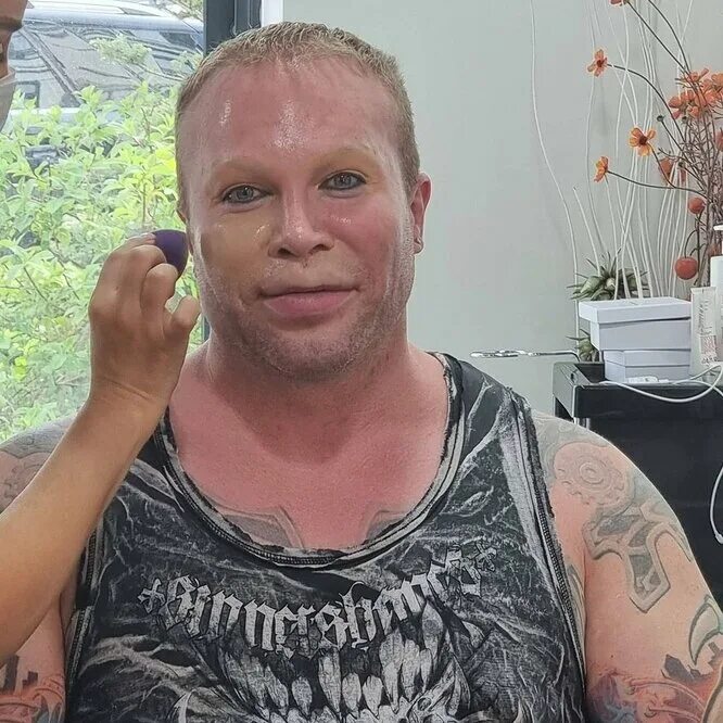 Актер фрик. Актер фрик