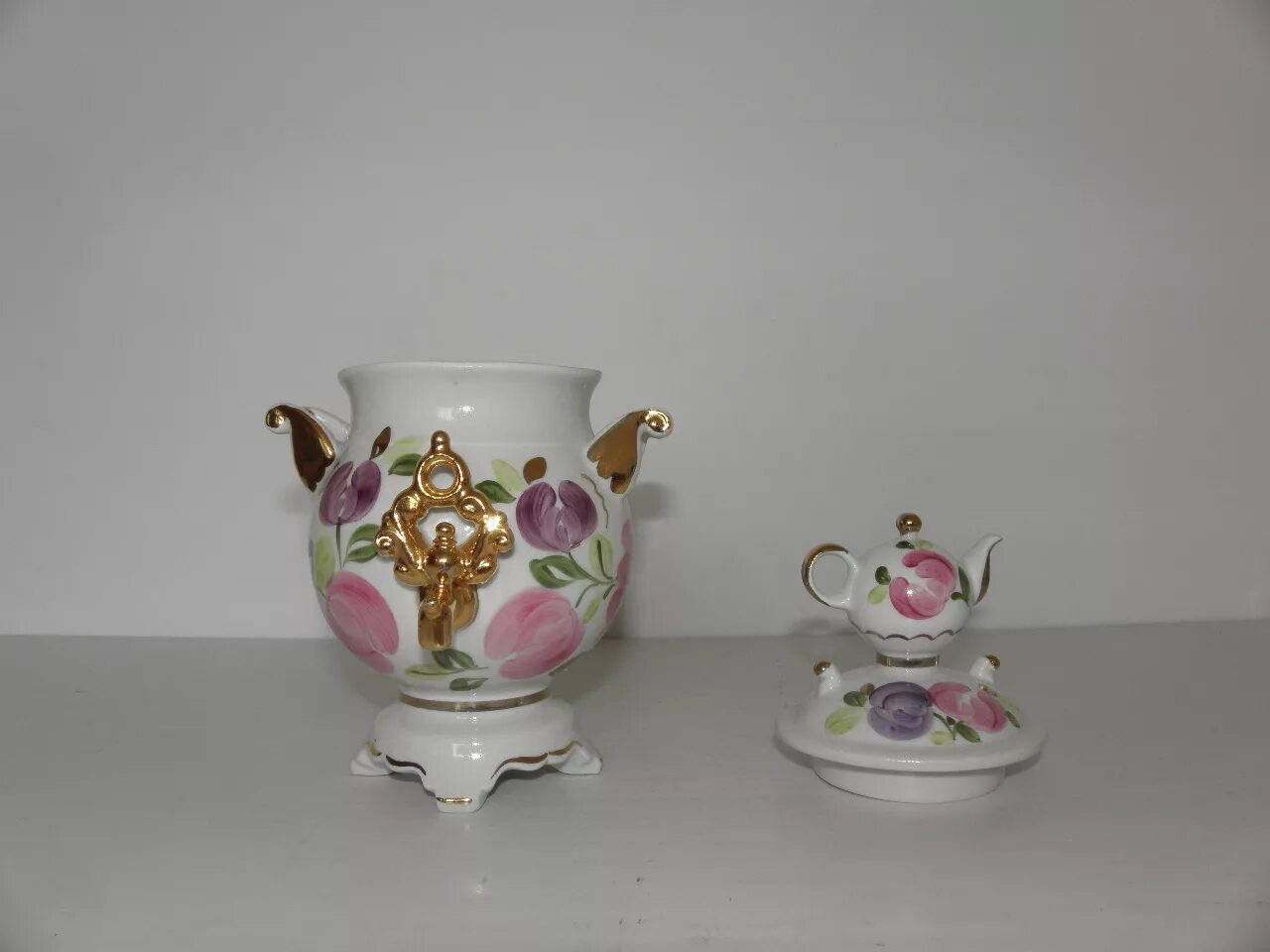 Сысертский фарфоровый завод сысерть. Завод сысертский фарфор в сысерти. Малышева 41 сысертский фарфор. Малышева 41 сысертский фарфор. Сысерть свердловская фарфор.