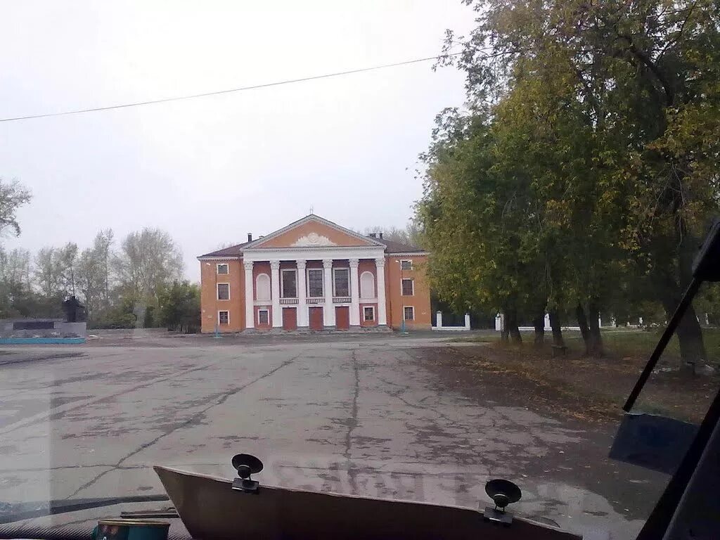 ДК угольщиков Буланаш. Поселок Буланаш. Посёлок Буланаш Свердловской. Буланаш водоём гора Буланаш.