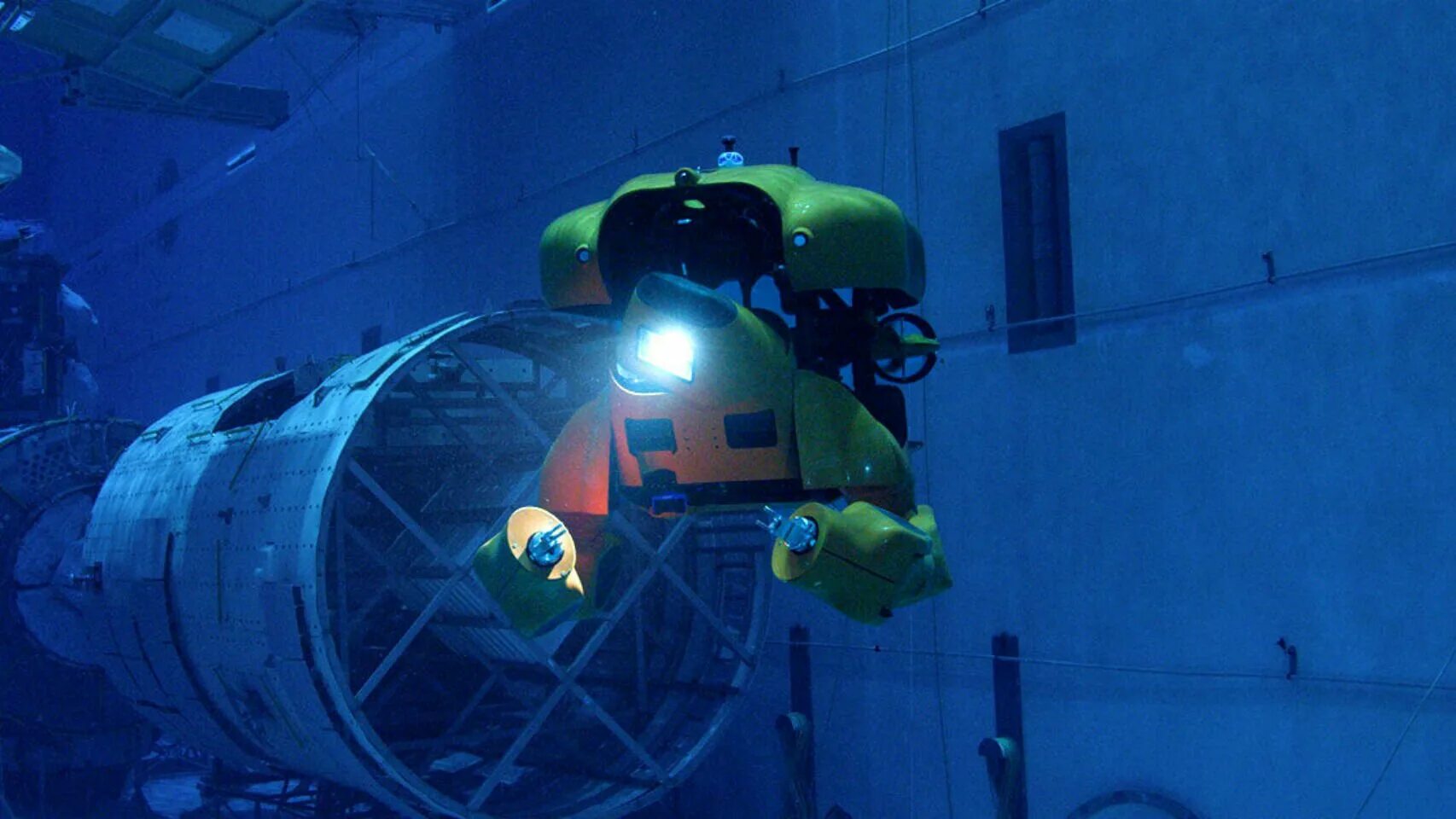 Преимущества и недостатки подводных роботов. Подводный робот Акванавт. Алвин глубоководные аппараты. Глубоководный аппарат АС-20.
