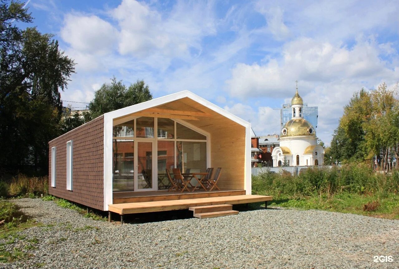 Строим дом пермь. Деревянный дом. Деревянные дачные дома. Коттедж из кругляка. Строим дом пермь.