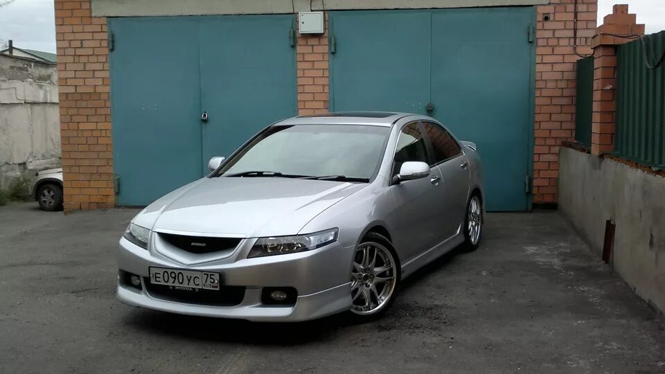 Honda accord 7 дорестайлинг. Хонда аккорд дорестайл. Аккорд 7 решетка муген. Honda accord 2007 2. Honda accord 7 mugen дорестайл.