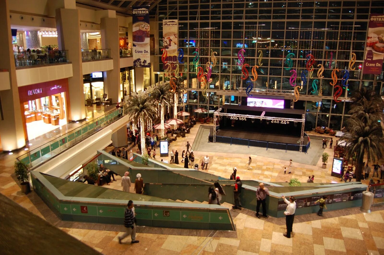 Дубай фестиваль Сити Молл. Дубай фестиваль Сити Молл Дубай. Сити Молл торговый центр Дубай. Дубай Молл Zara. Сити молл дубай