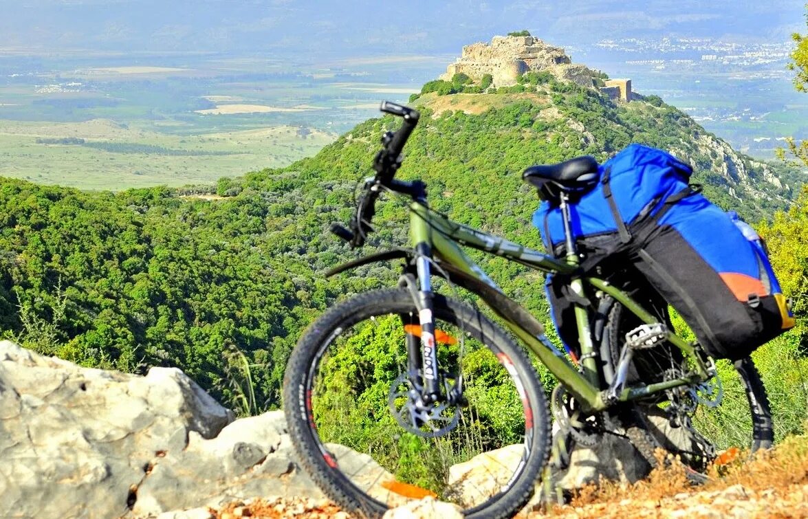 Bike travel. Велотуризм горный Крым. Туристический велосипед. Велосипедный туризм. Велосипед для туризма.