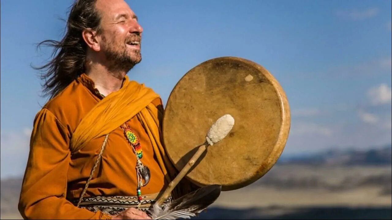 Брат шамана как зовут. Shaman (певец). Шаман певец 2022. Современный шаман. Шаманы Сибири.