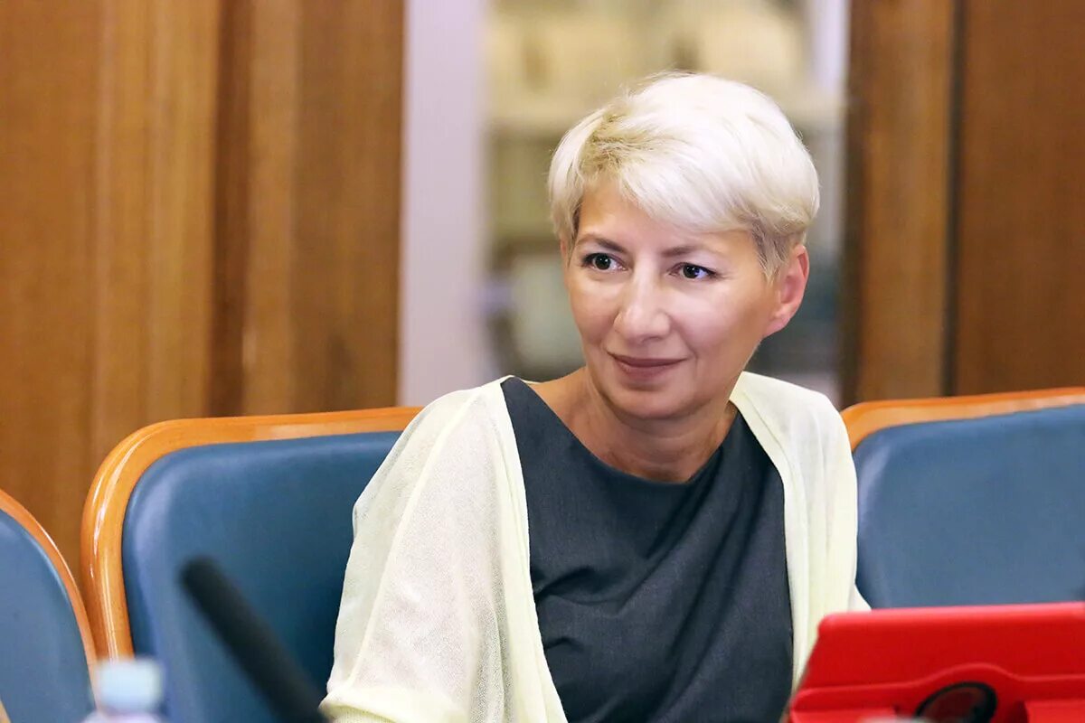 Музей маяковского студенецкий переулок. Музей востока сотрудники. Учалинский отдел полиции. Начальник отдела музея. Начальник отдела музея.