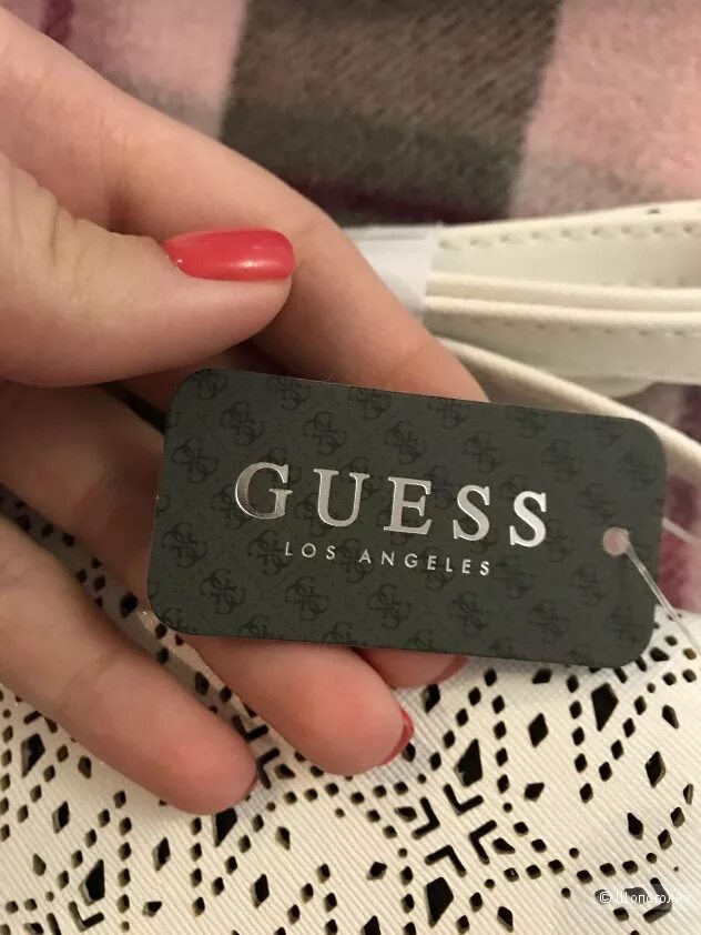 Как отличить сумку guess