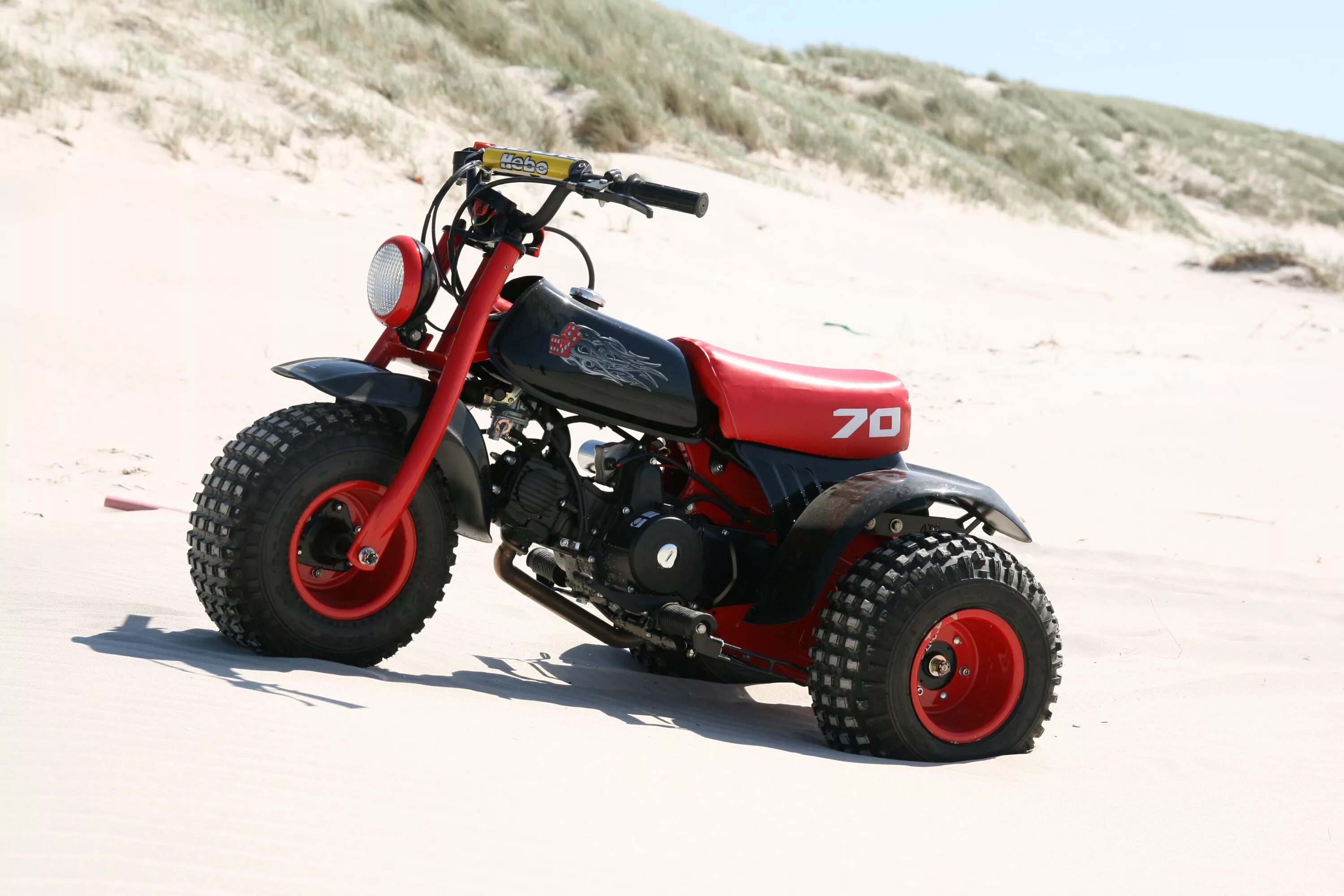 Atc 70. Honda atc70. трицикл хонда atc. mini bike all terrain. трицикл honda atc по снегу.