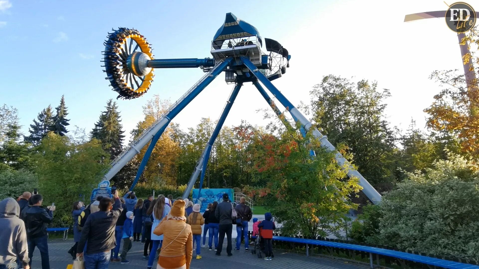 Пятый элемент Крестовский остров аттракцион. Диво-остров Санкт-Петербург 5 элемент. Пятый элемент диво остров СПБ. Пятый элемент аттракцион в Питере.